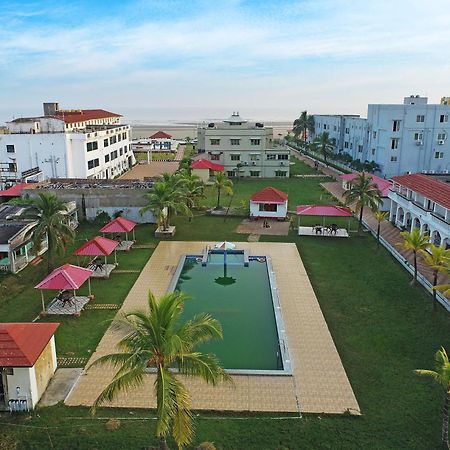 Silver Sand Eco Resort !! Beachfront !! With Biggest Pool And Huge Open Area !! Ideal For Weddings !! Couple Friendly !! Mandarmani Bagian luar foto