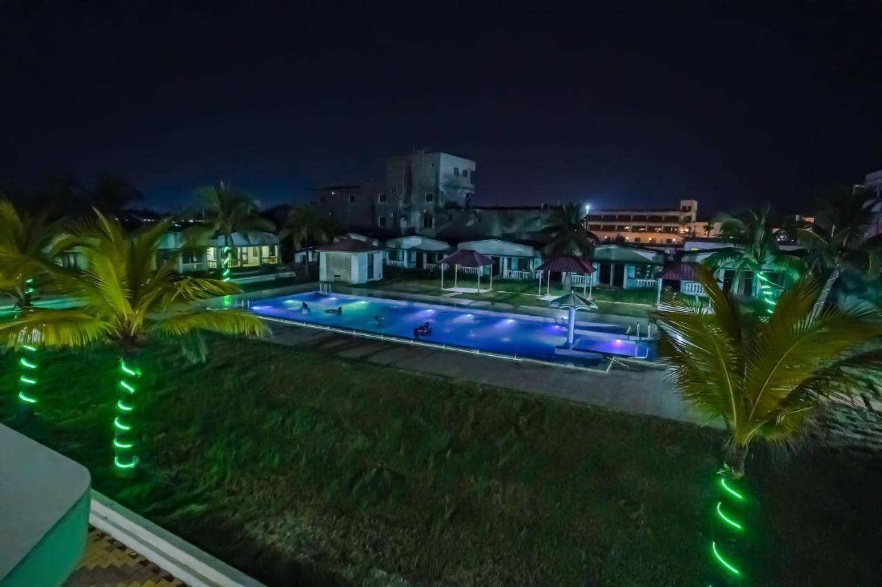 Silver Sand Eco Resort !! Beachfront !! With Biggest Pool And Huge Open Area !! Ideal For Weddings !! Couple Friendly !! Mandarmani Bagian luar foto