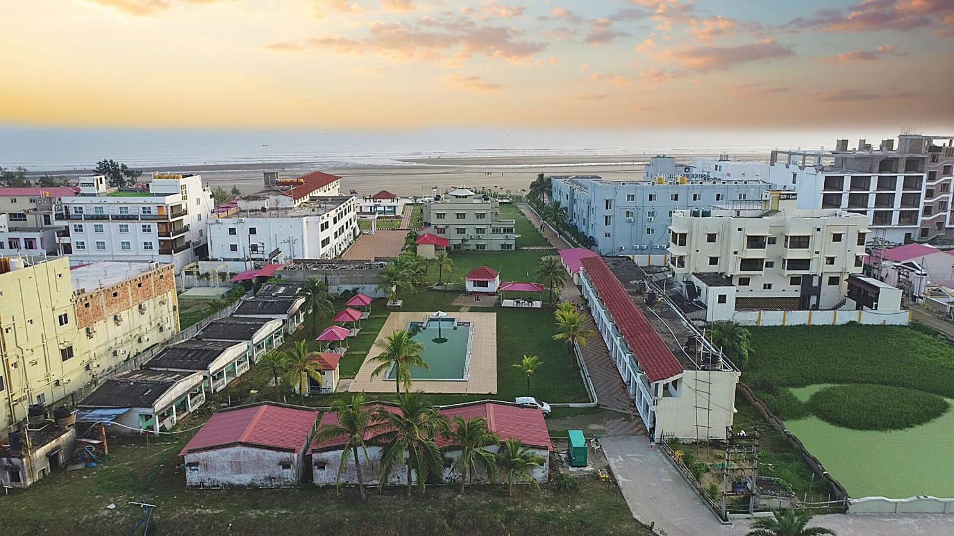 Silver Sand Eco Resort !! Beachfront !! With Biggest Pool And Huge Open Area !! Ideal For Weddings !! Couple Friendly !! Mandarmani Bagian luar foto